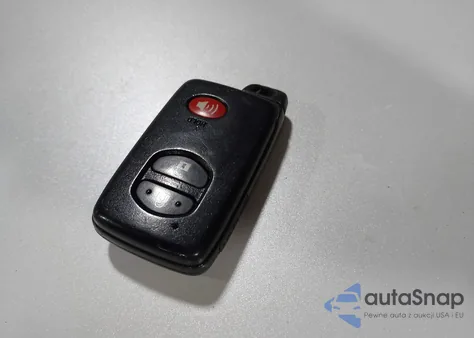 2013 Toyota Prius Two из США, поврежденный, VIN JTDKN3DUXD1733780